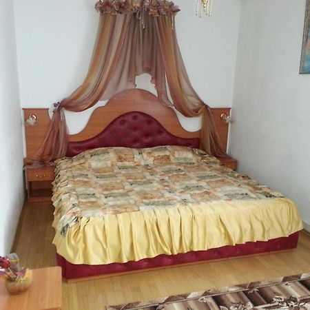 Volter Hotel Lviv Bagian luar foto