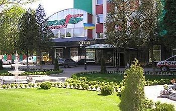 Volter Hotel Lviv Bagian luar foto
