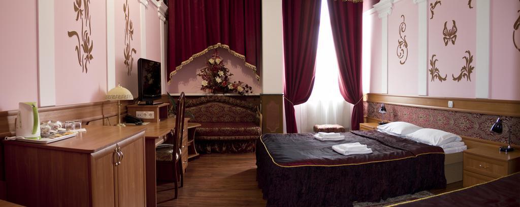 Volter Hotel Lviv Bagian luar foto