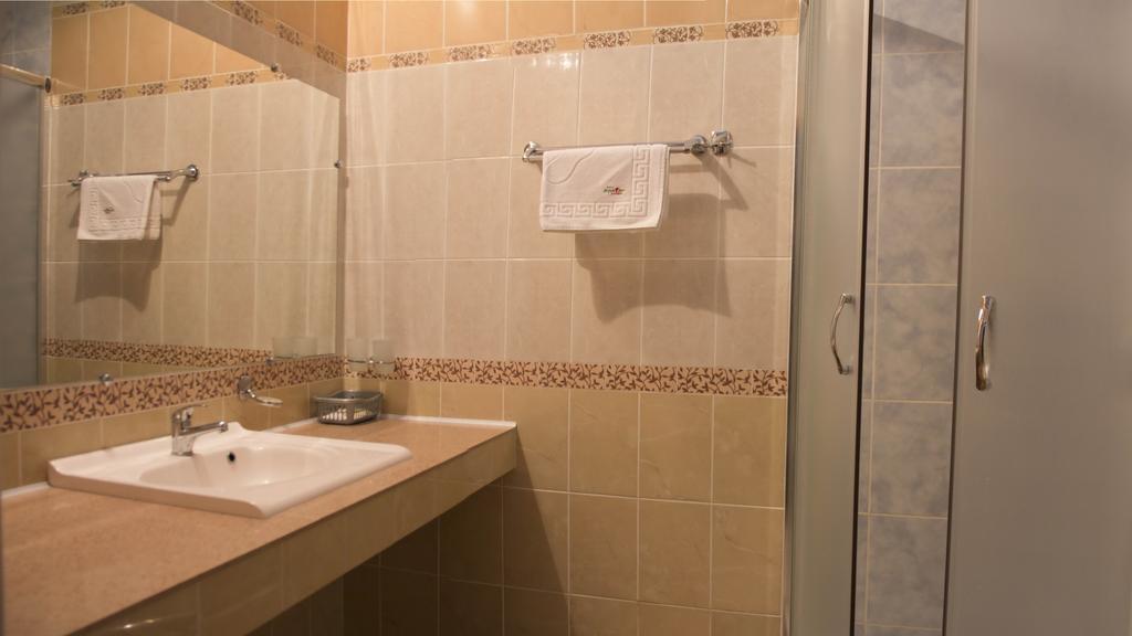 Volter Hotel Lviv Bagian luar foto