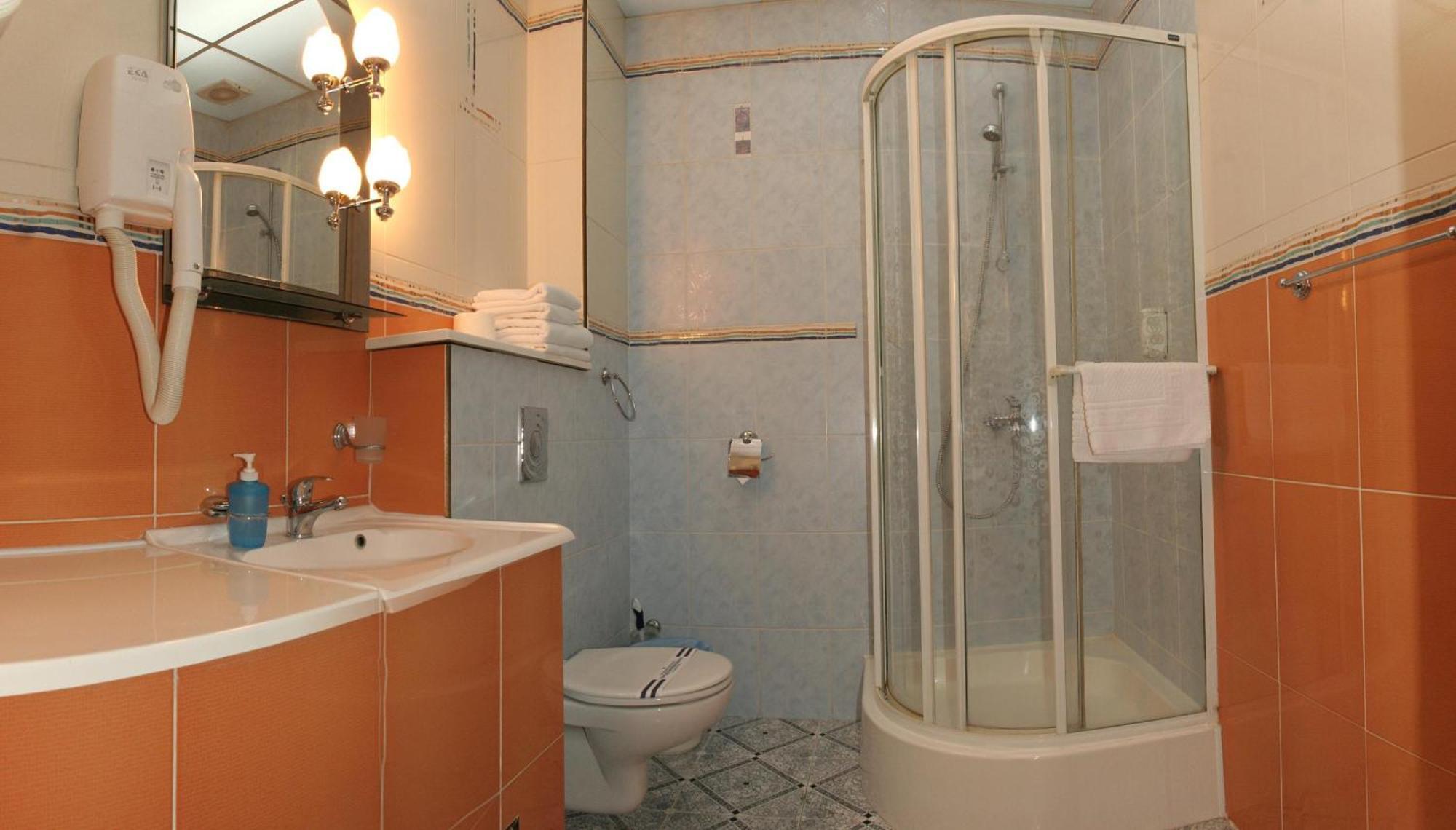 Volter Hotel Lviv Bagian luar foto